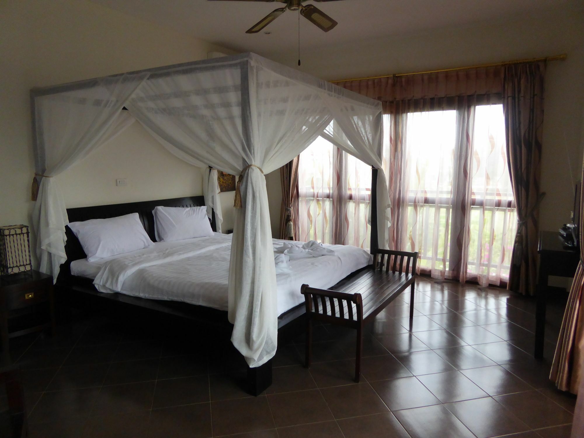 Tropicana Beach Villa At Vip Resort Ban Phe Ngoại thất bức ảnh