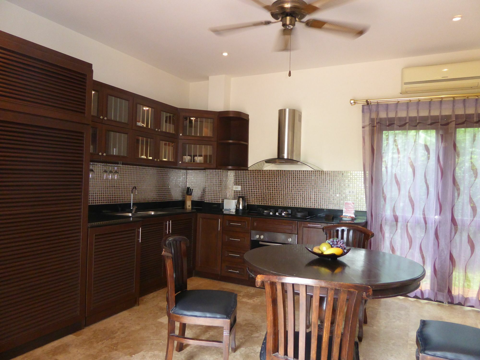 Tropicana Beach Villa At Vip Resort Ban Phe Ngoại thất bức ảnh
